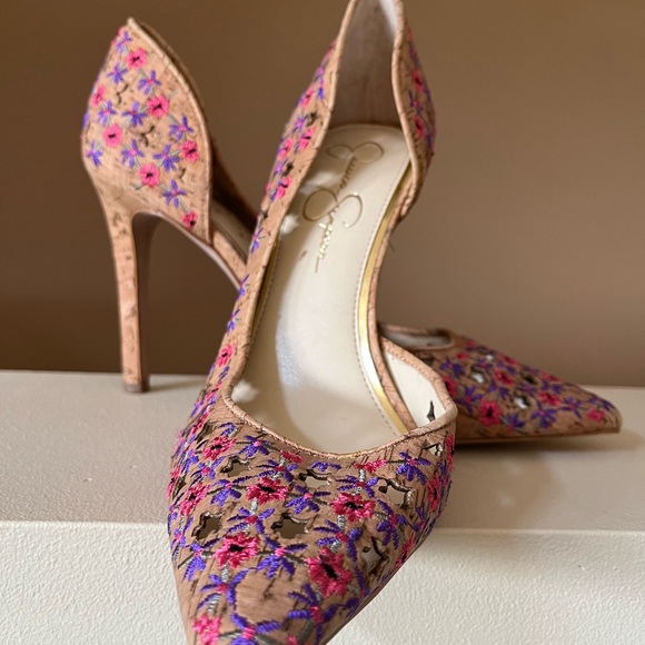 Jessica Simpson stiletto heels. - Picture 2 of 2